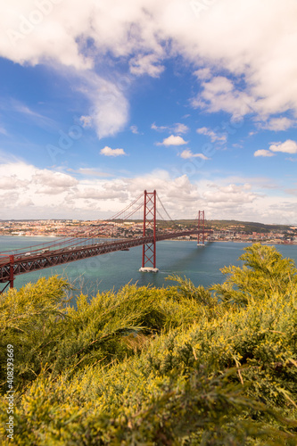 Lisboa bridge