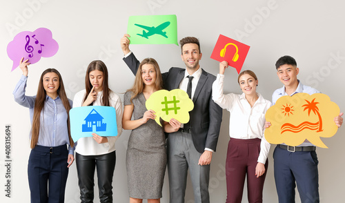 Group of business people ho...