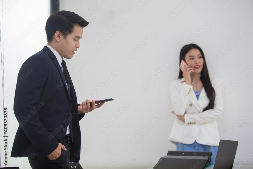 Portrait of Start-up Asia business team in meeting and helped analyze the marketing problems of the company or beginning new project. Start up concept Portrait of Start-up Asia business team in meeting and helped analyze the marketing problems of the company or beginning new project. Start up concept