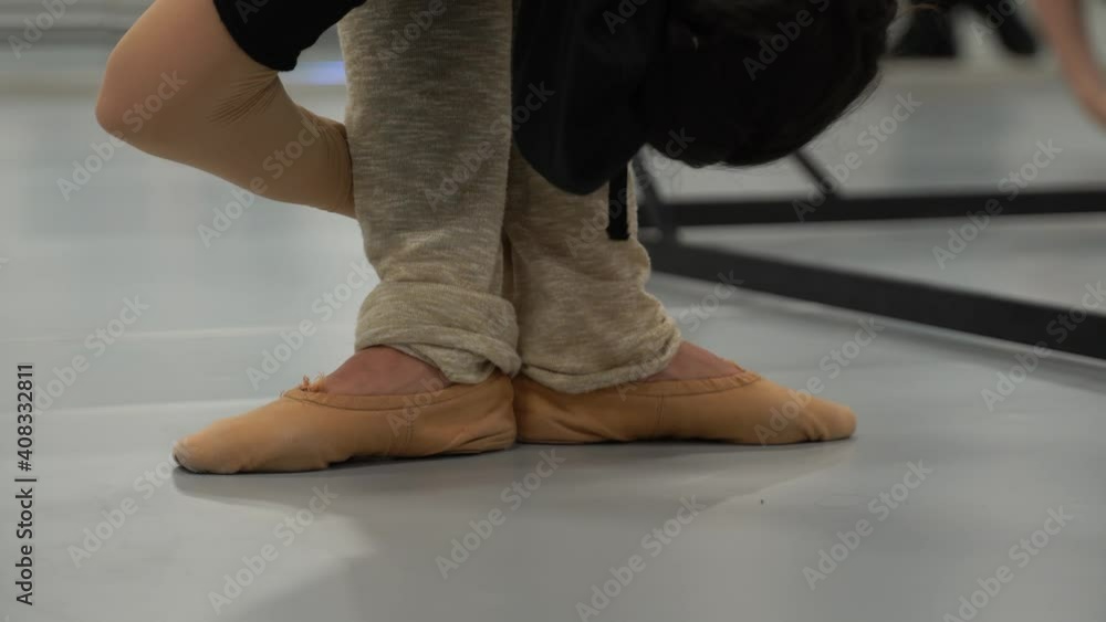 Pies Bailarina Calentando Ensayando Danza Clasica