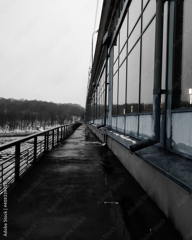 Obraz premium bridge over the river