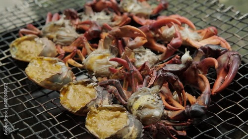 Field crab grill on the stove 