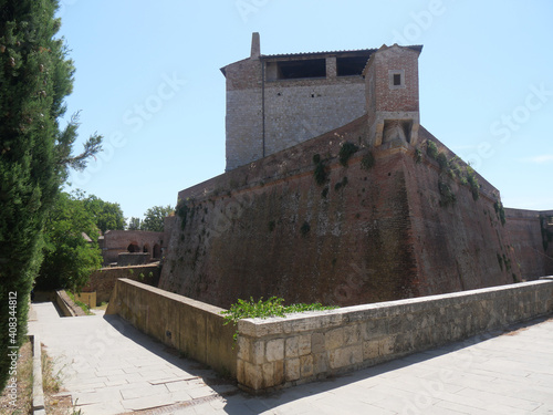 Fortress of Grosseto sorrounded by Towers and Bulwarks and situated inside a stone bastion along the walls.