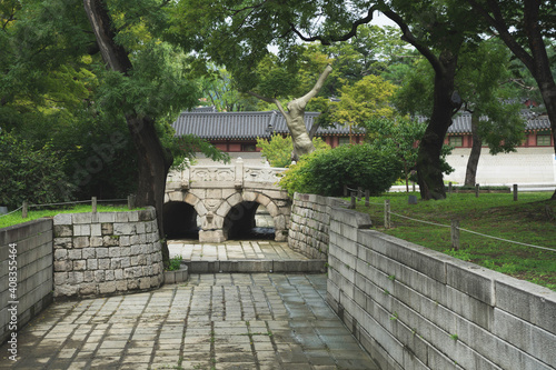 garden of Changdeokgung Palace in Seoul