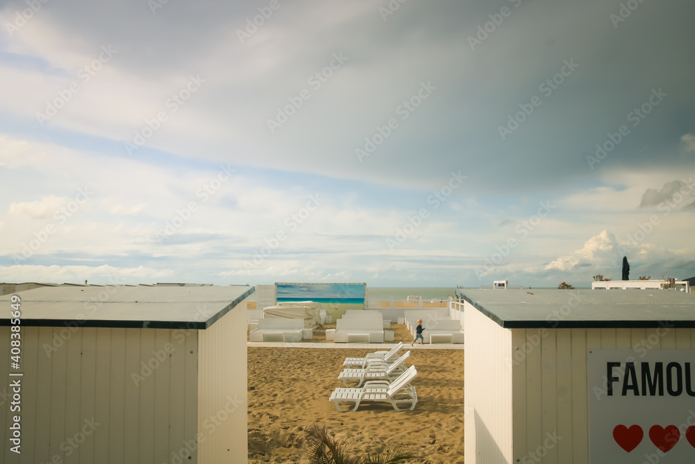 cabines de plage le long de la mer du nord en Belgique à Knokke Heist en région flamande