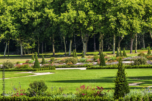 Bild auf Leinwand Beautiful Park near Chambord castle