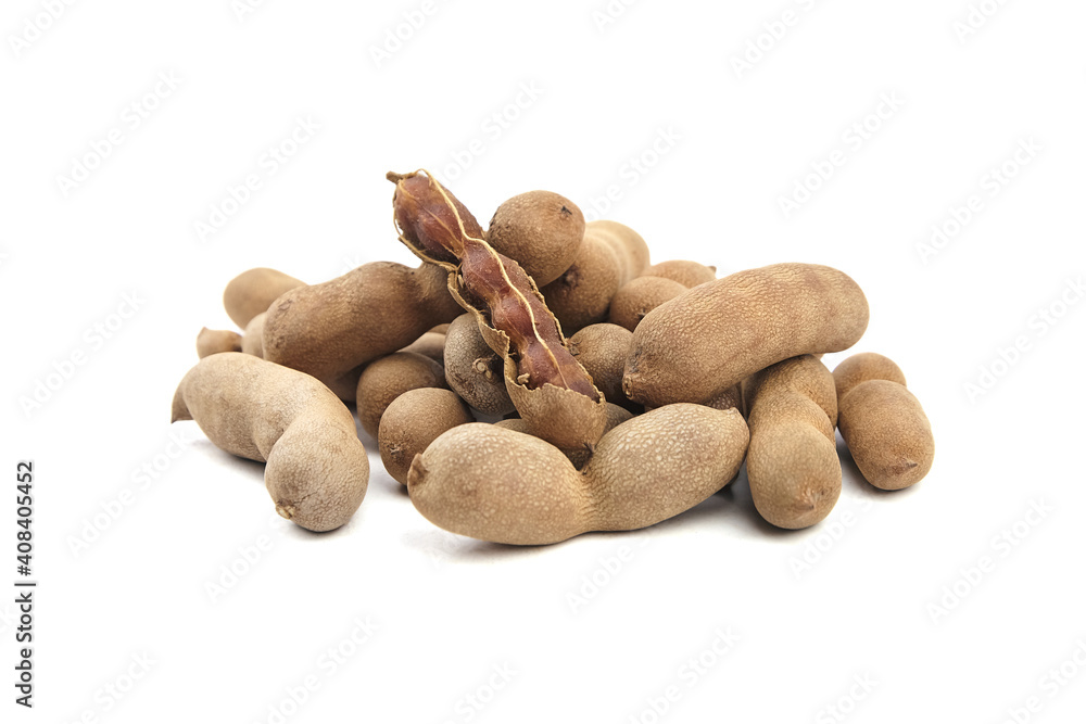 Obraz premium Tamarind indian date fruit isolated on white background