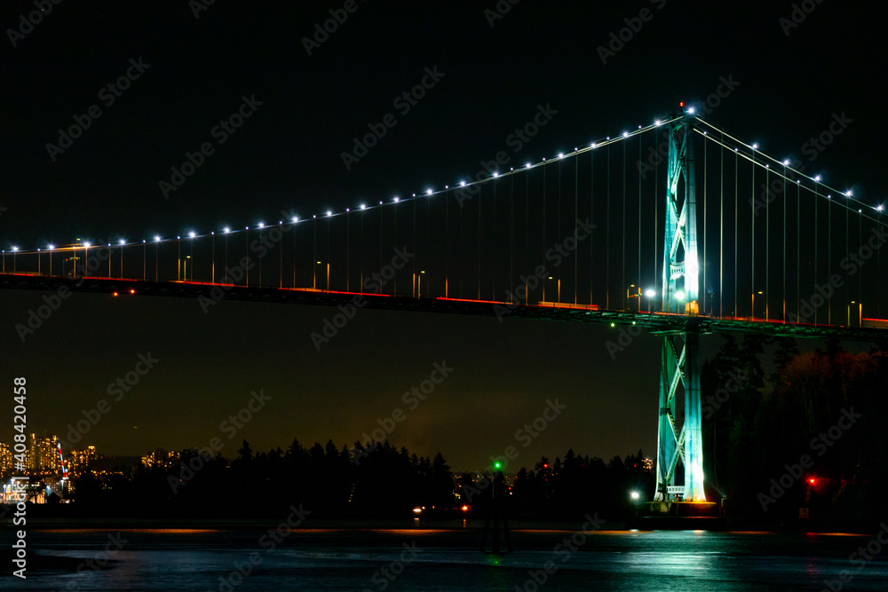 バンクーバーの橋の夜景