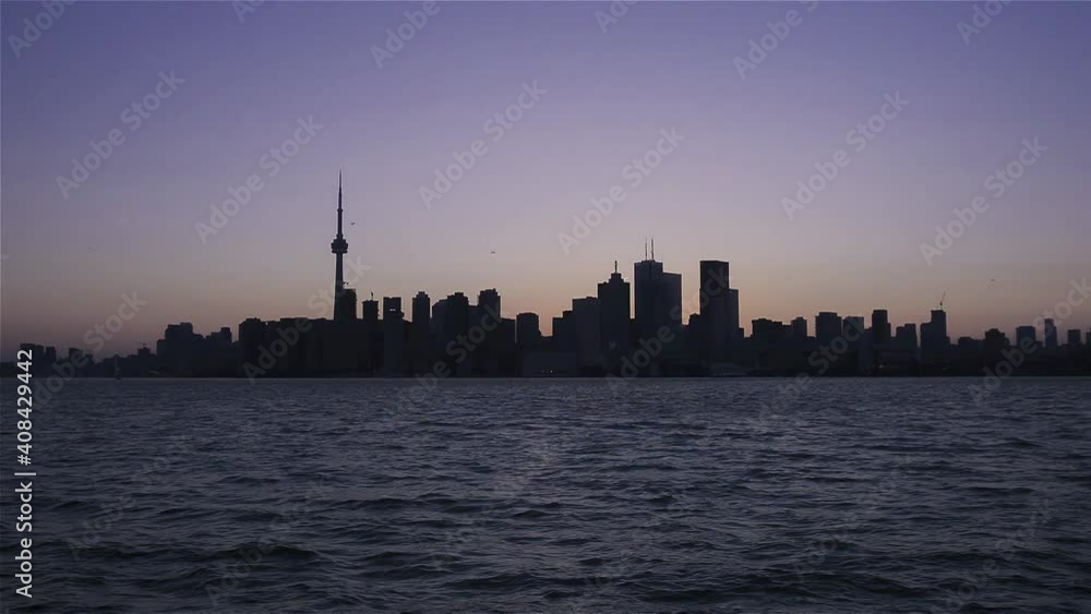 4K Video Sequence of Toronto, Canada - The Skyline at Sunset 4K Video Sequence of Toronto, Canada - The Skyline at Sunset