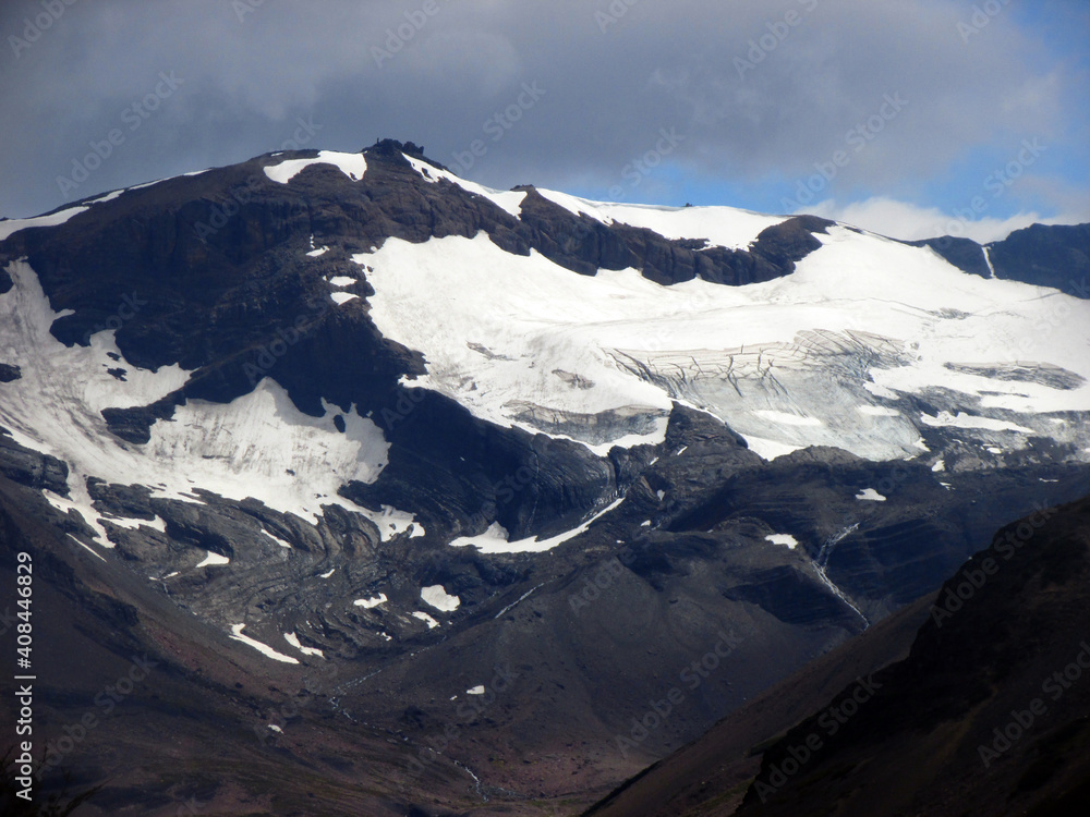 Glaciar de Montaña, valle del francés, Torres del Paine, región de Magallanes, Chile 