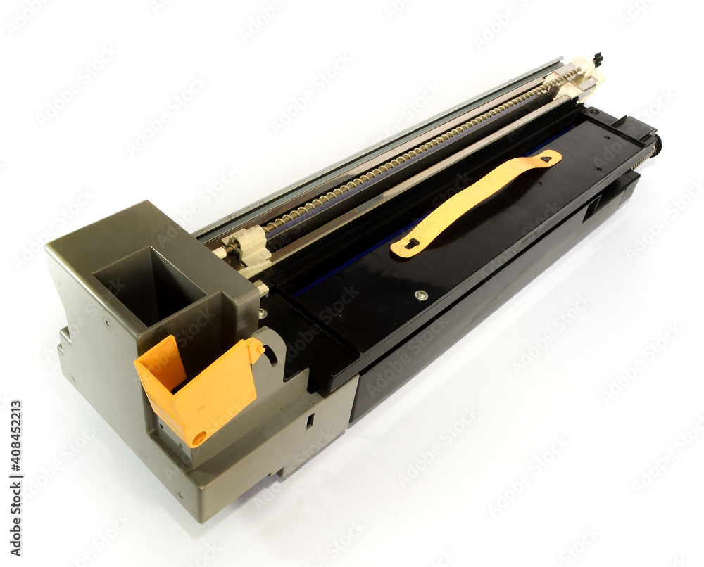 The old photosensitive drums of laser printers and copiers are consumables used for copiers in the print media business, where both color documents and monochrome images are placed on white. The old photosensitive drums of laser printers and copiers are consumables used for copiers in the print media business, where both color documents and monochrome images are placed on white.