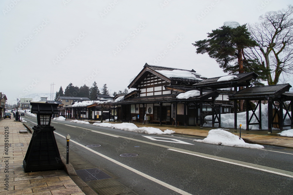 Naklejka premium 昔の街並みを再現した冬の宿場町