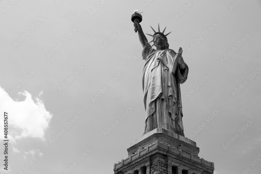 Fototapeta premium Statue of Liberty black and white