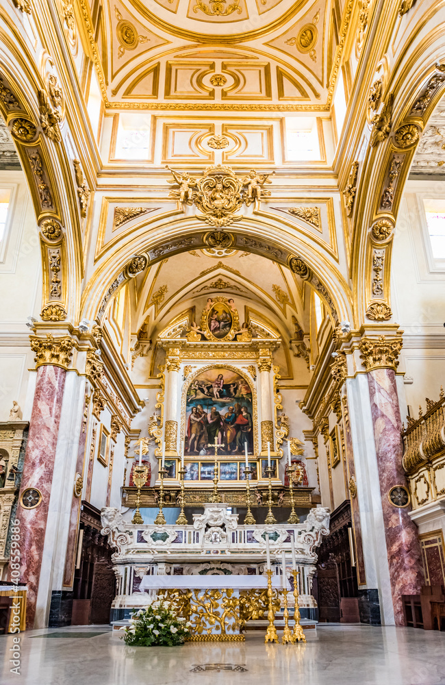 Obraz premium Matera Cathedral (Cattedrale di Santa Maria della Bruna e di Sant'Eustachio) in Matera, Italy.