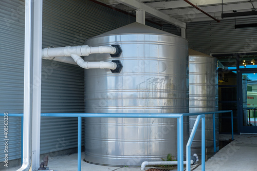 Foto Large stainless steel rain capture tanks