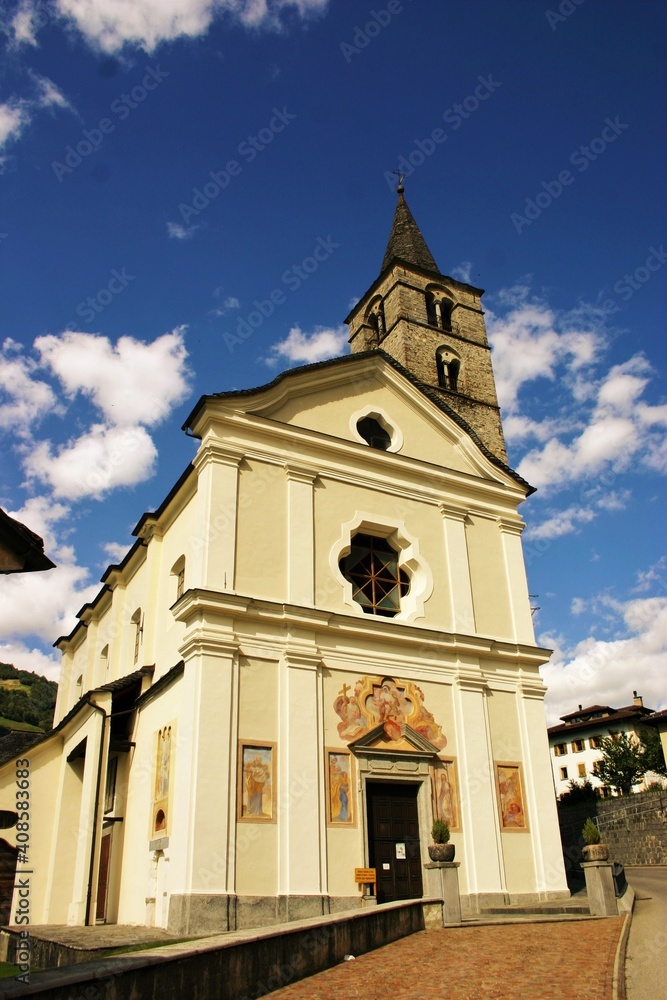 Kirche San Vittore Mauro in Aquila, Bleniotal