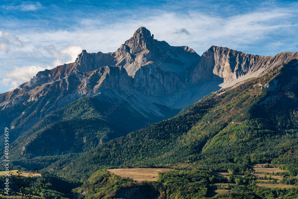 Naklejka premium Landscape at Saint Baudille et Pipet, Trieves in Vercors, French Alps, France