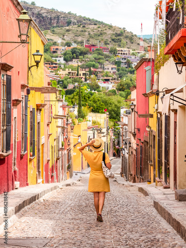 Colorful streets of San Miguel de Allende in historic city center, Mexico
