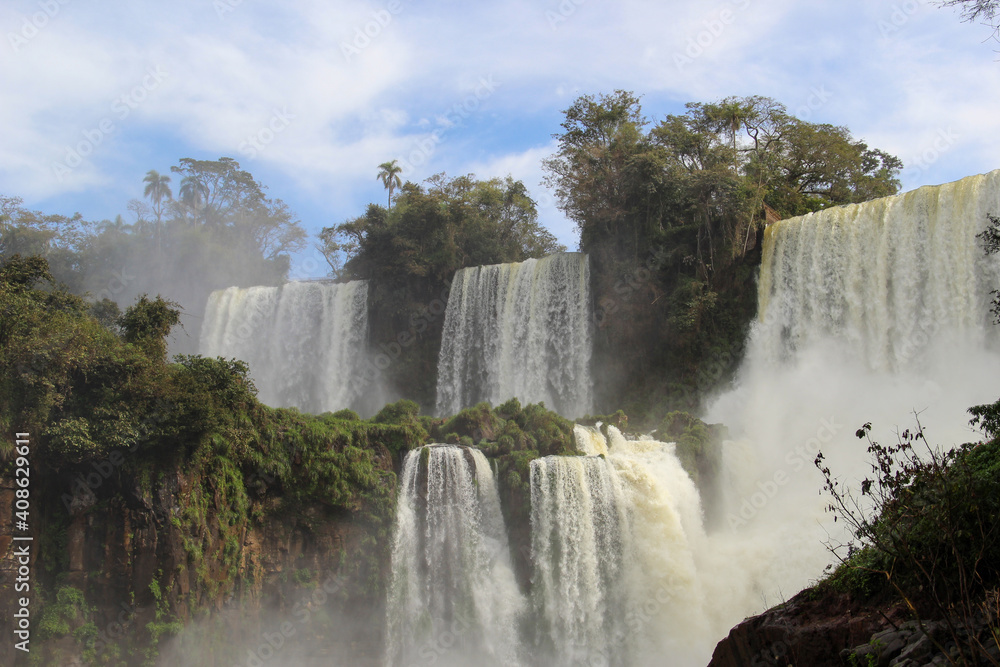 Magic waterfalls of Foz do Iguaçu National Park