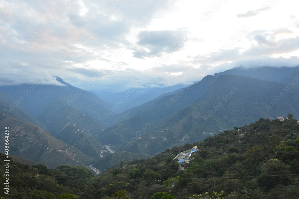 Fototapeta premium Vista panorámica de Coroico, Bolivia, South America