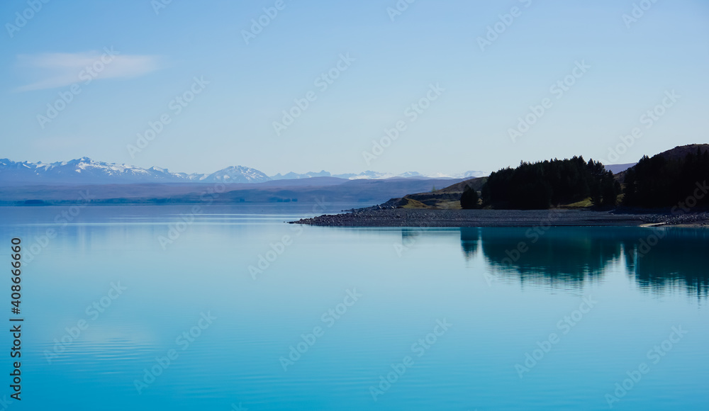 Lake pukaki and reflection New Zealand