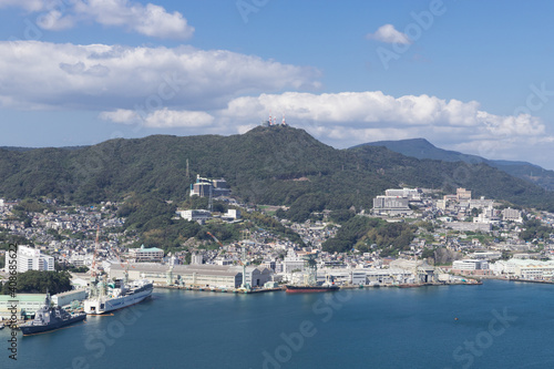 鍋冠山公園から見た晴天の長崎港眺望