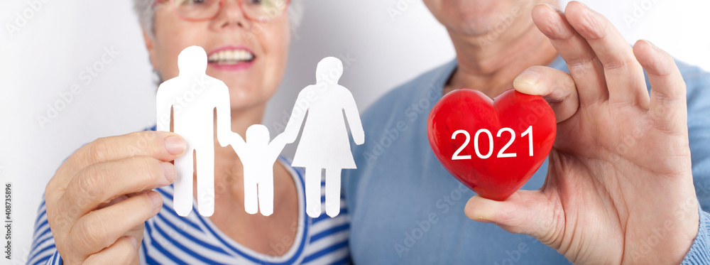 Fototapeta premium Familie und Herz 2021