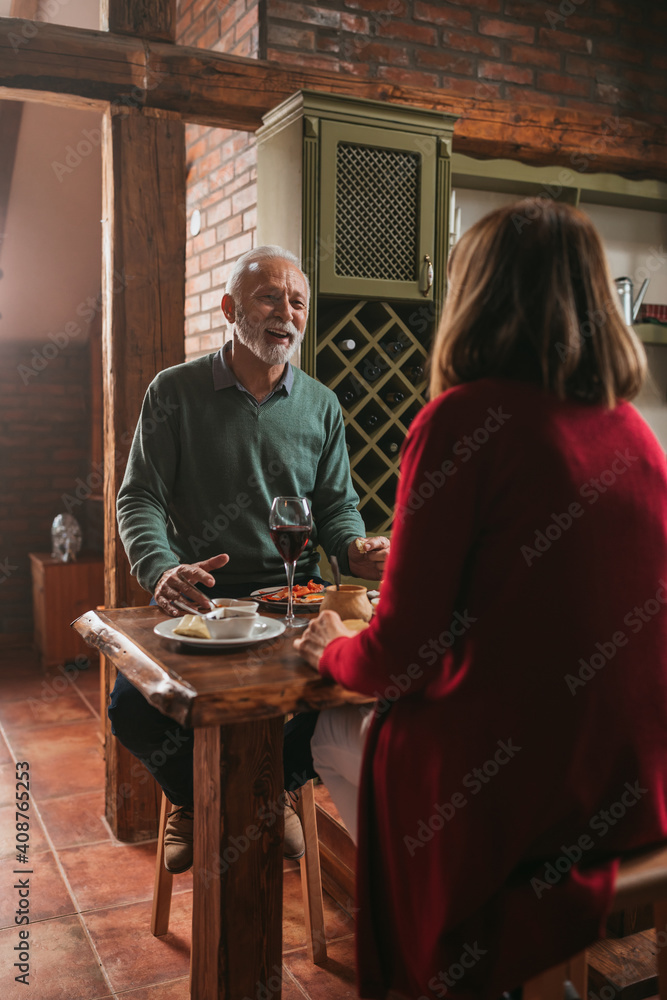 Sharing food, the ultimate family bonding experience