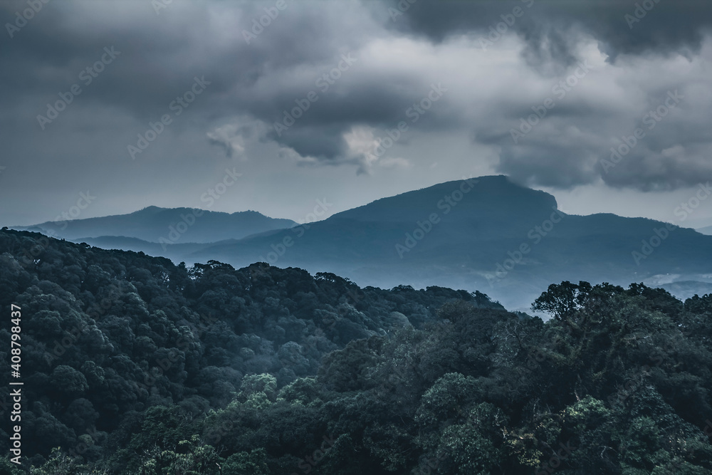 Obraz premium Inthanon mountain view from Chiangmai Thailand