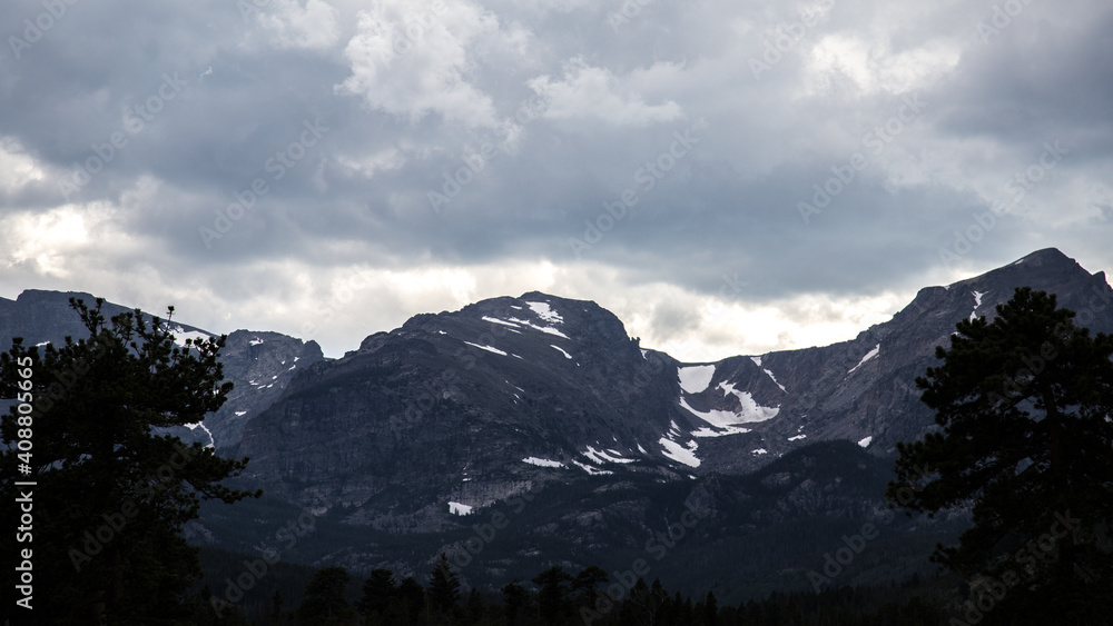 Obraz premium Rocky mountain sunrise
