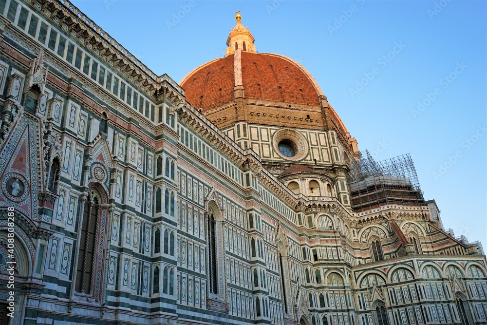 Dome and Cathedral of Florence in Italy aka Cattedrale di Santa Maria del Fiore - サンタ・マリア・デル・フィオーレ大聖堂 イタリア フィレンツェ ドゥオモ