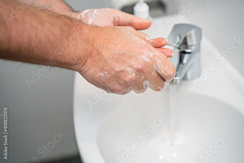 Hände richtig waschen Corona