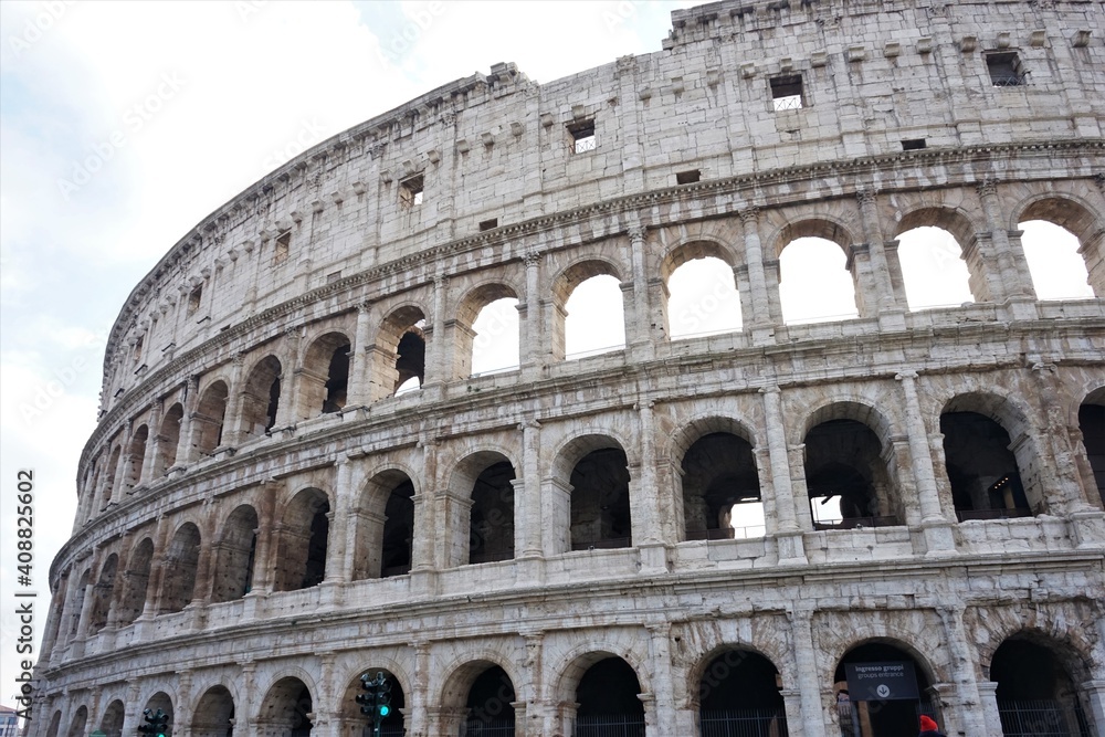 Colosseum in Rome and morning sun, Italy - コロッセオ ローマ イタリア