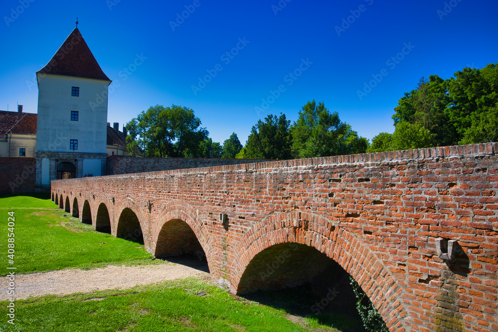 Obraz premium Nadasdy Castle is the most famous landmark of hungarian town Sarvar
