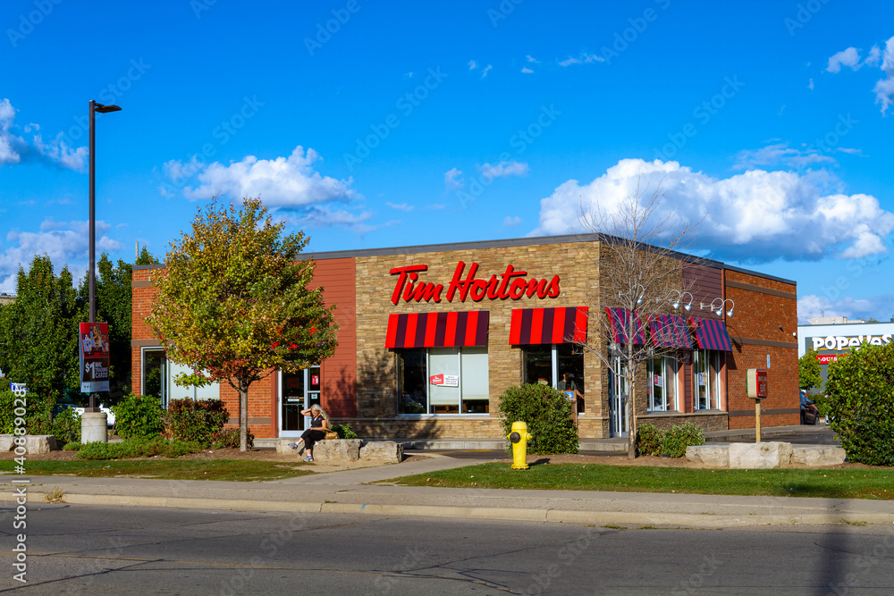 Brantford, Ontario, Canada September 24, 2019 Shop and Sign of Tim
