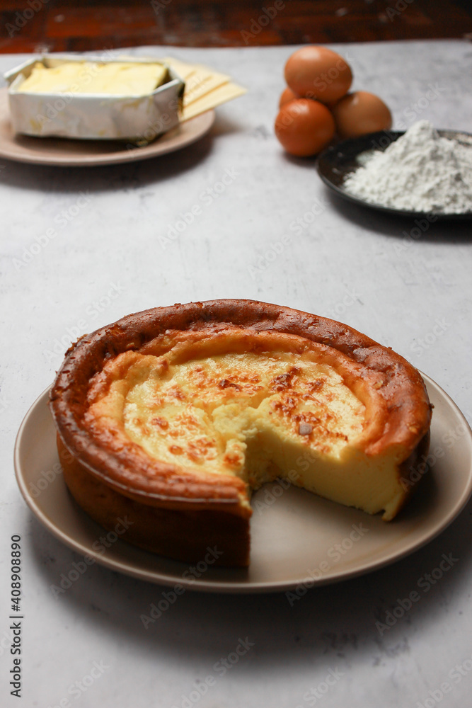 delicious burn cheese cake for small family to eat together. delicious burn cheese cake for small family to eat together.