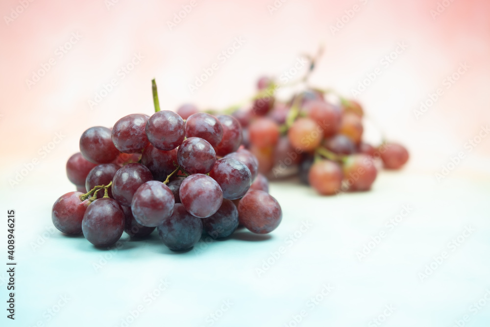 Fototapeta premium Fresh red grape fruit