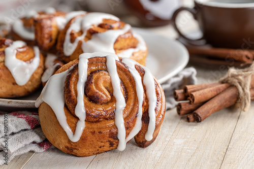 Baked Cinnamon Roll With White Icing