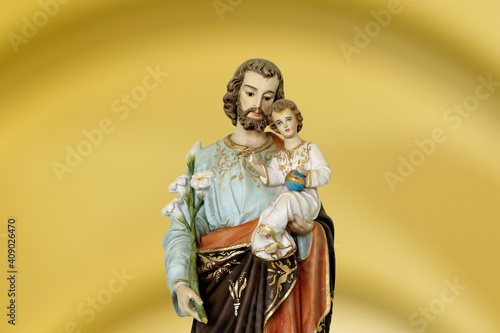 Saint Joseph and child Jesus catholic image