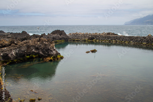Piscine naturelle à Porto Moniz (Madère)