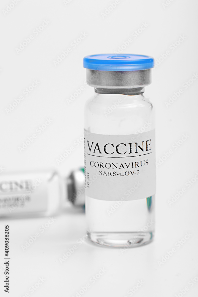 vaccine selection. Ampoules with Covid-19 vaccine in laboratory. to fight the coronavirus sars-cov-2 pandemic. Glass vial medical close-up isolated on a white background. vaccine selection. Ampoules with Covid-19 vaccine in laboratory. to fight the coronavirus sars-cov-2 pandemic. Glass vial medical close-up isolated on a white background.