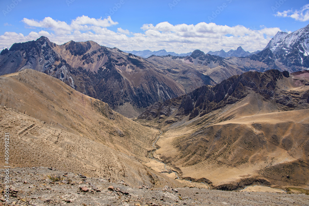 Stunning sceneries towards Jahuacocha on the Cordillera Huayhuash circuit, Ancash, Peru