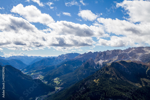 Dolomites Fassatal © CHROMORANGE