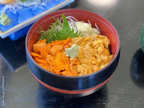 ウニ丼 photo