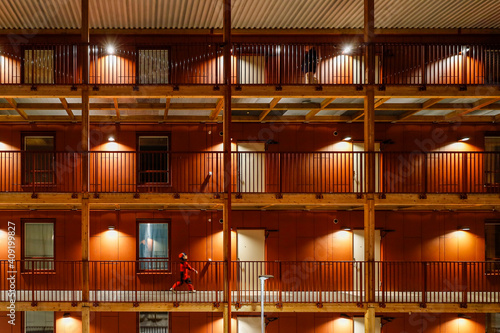 Foto Stockholm, Sweden Modular houses built to house refugees in the neighborhood of Hagersten
