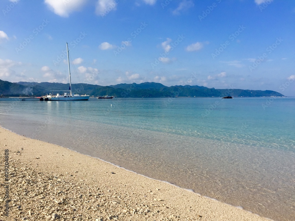沖縄国頭村のビーチ