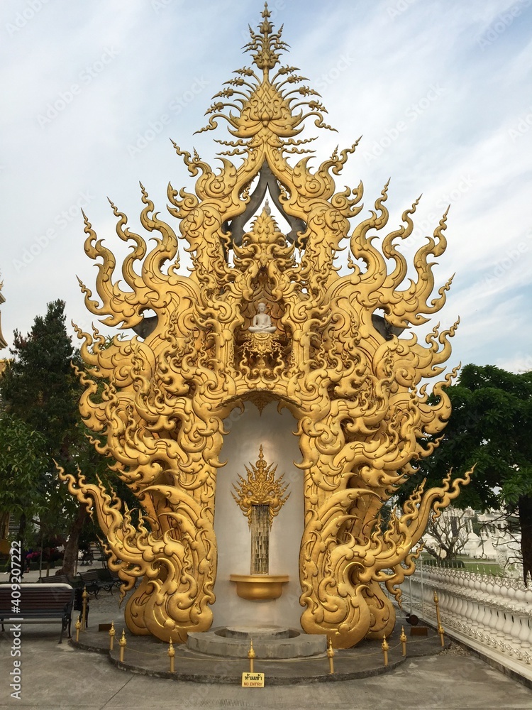 Fototapeta premium Wat Rong Khun