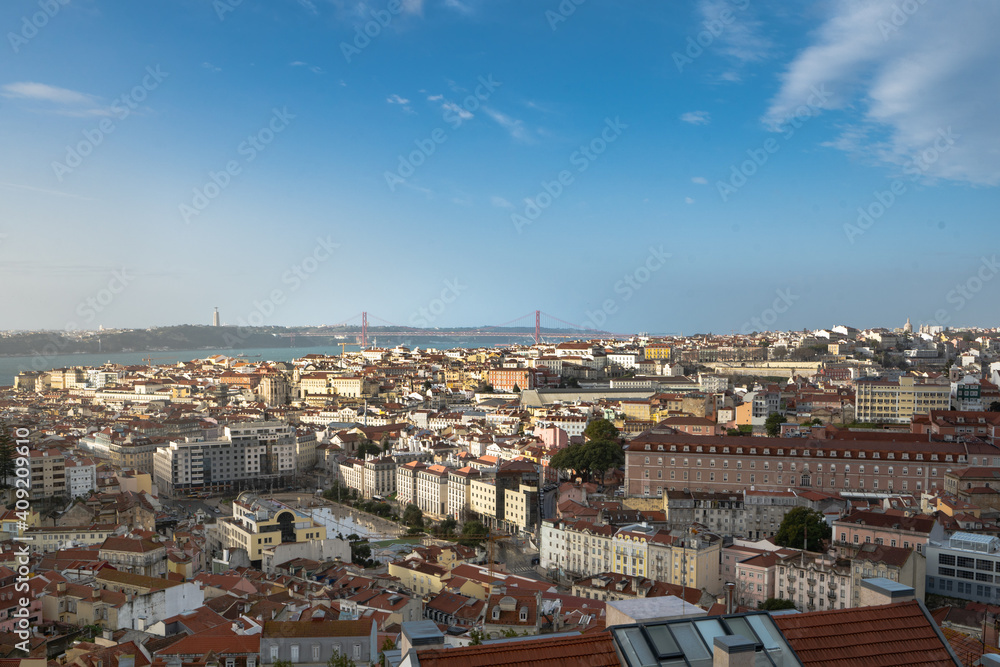 Obraz premium Lisboa cityscape, Portugal. Amazing view to the 25 of April bridge.