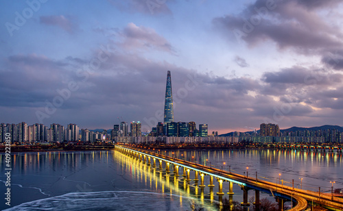 Obraz na płótnie city skyline at sunset, Seoul, South Korea w salonie