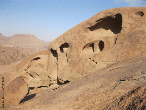 desert rock formation photo